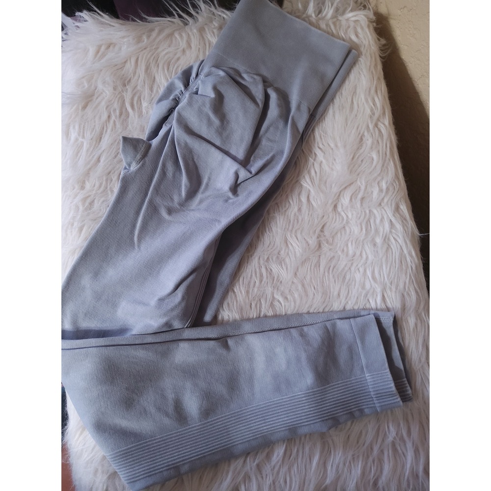 Women Light Blue Seamless Scrunch Butt Leggings High Waisted Gym Yoga Pants M